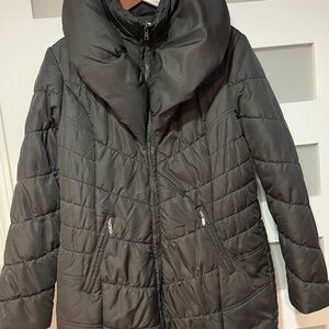 Black winter puffy coat